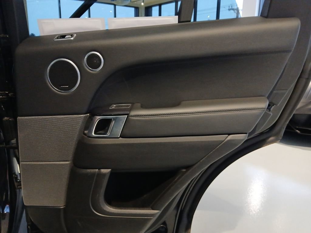 Used 2019 Land Rover Range Rover Sport HSE image 29