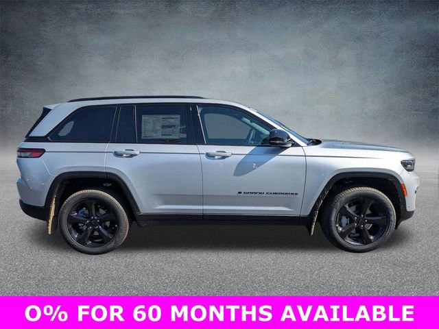 New 2025 Jeep Grand Cherokee Limited w/ Luxury Tech Group II image 3