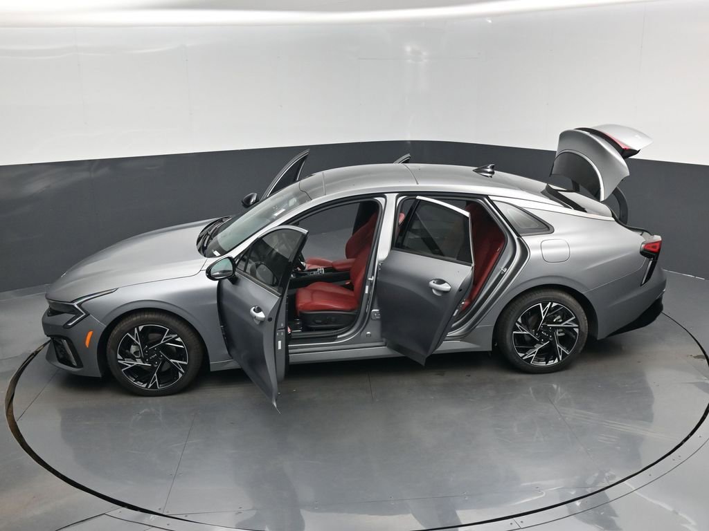 Used 2025 Kia K5 GT-Line w/ GT-Line Premium Package image 17