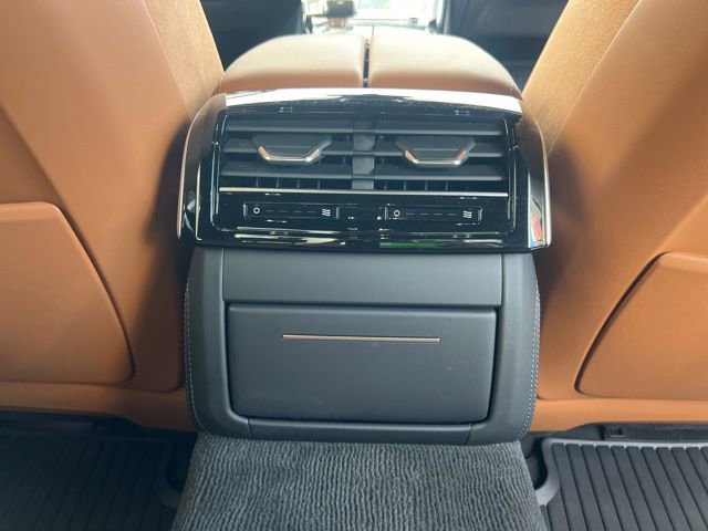 Used 2024 Audi S8 image 42