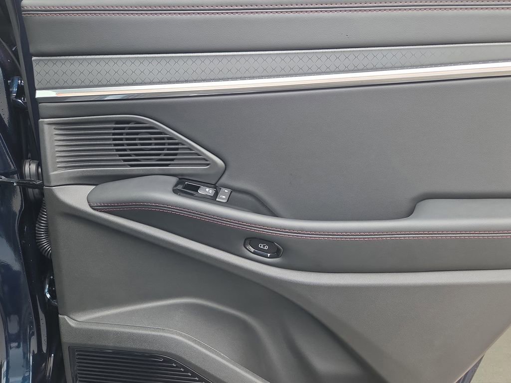 Used 2025 Jeep Wagoneer S Limited image 15