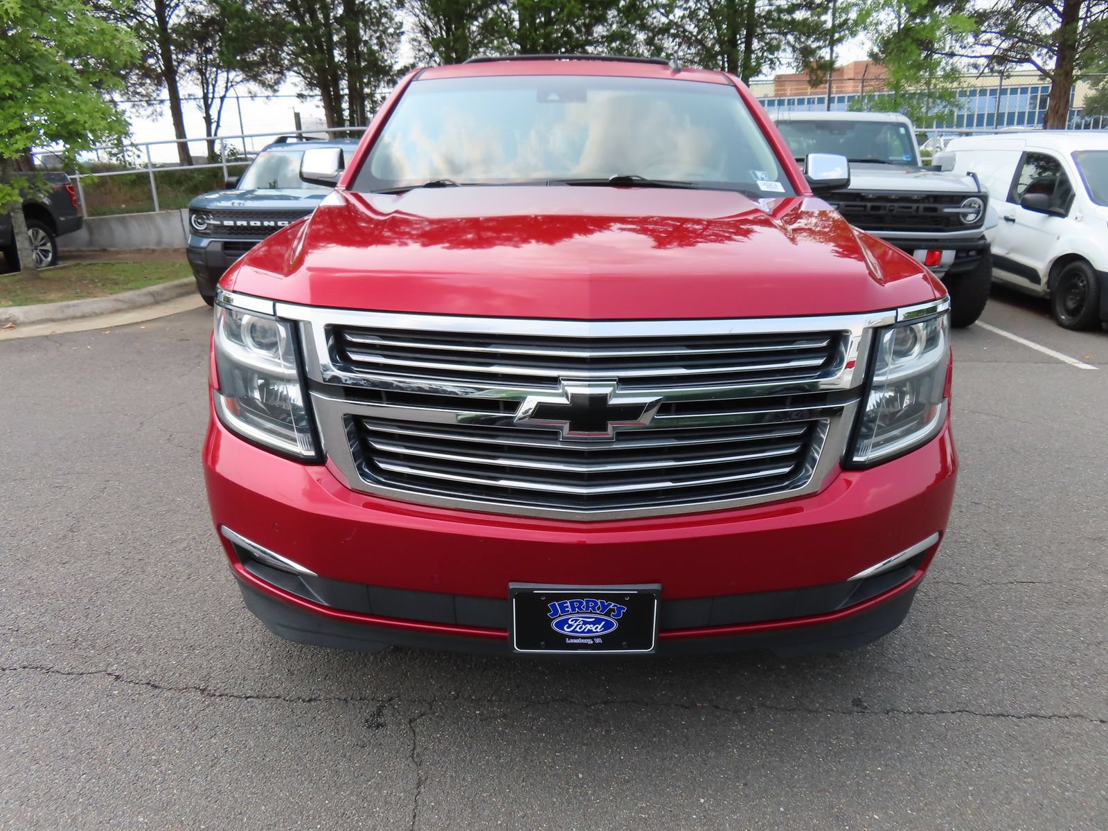 Used 2015 Chevrolet Tahoe LTZ AWD/4WD image 2