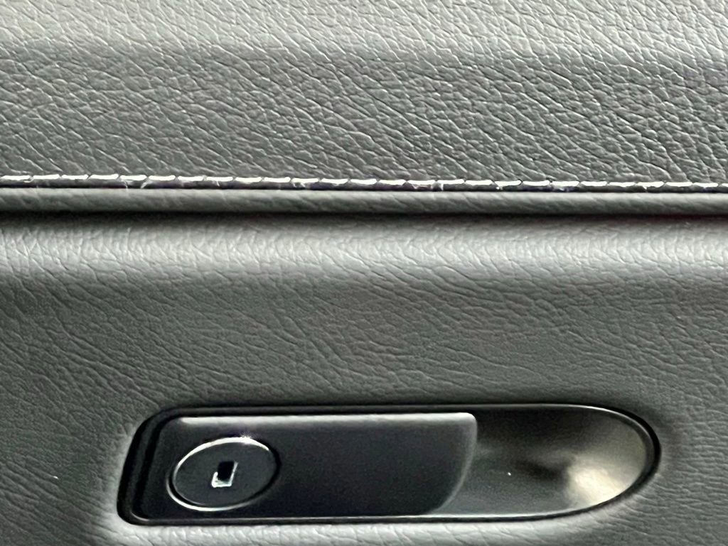 Certified 2021 Mercedes-Benz G 63 AMG 4MATIC image 33