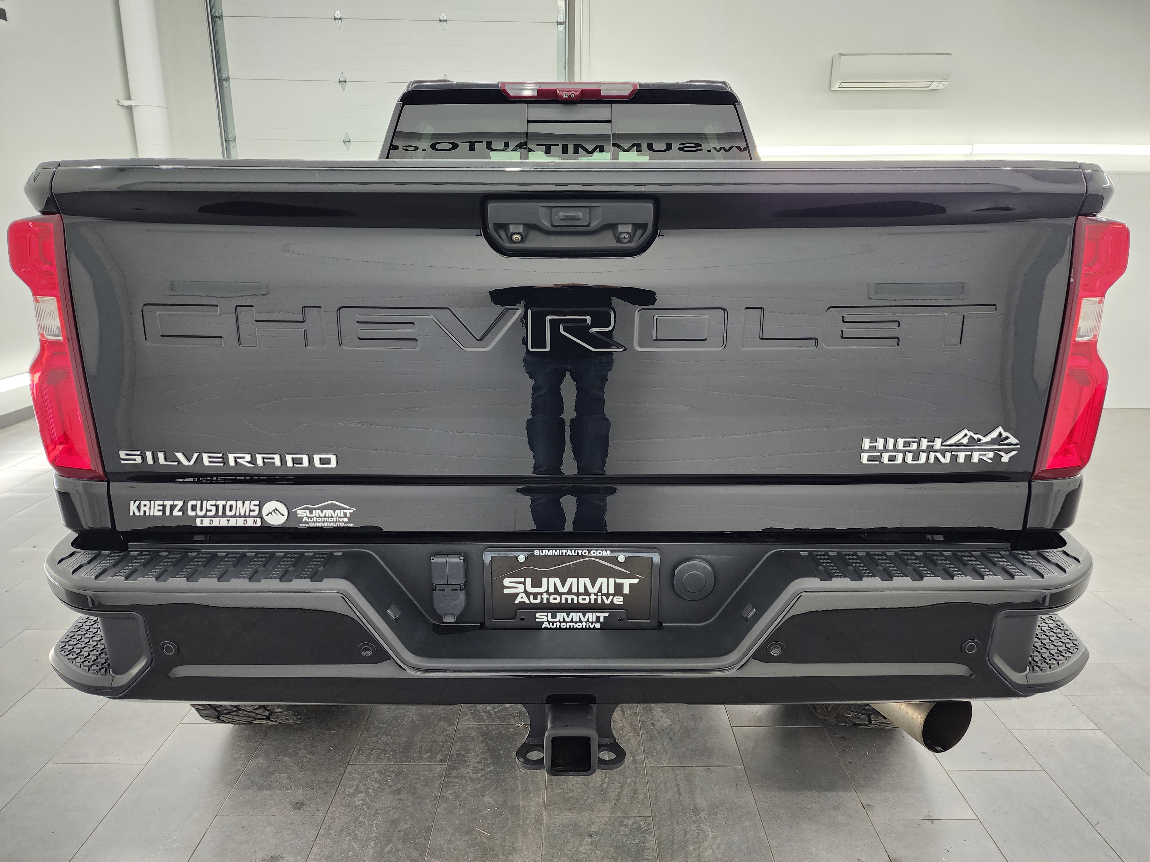 Used 2022 Chevrolet Silverado 3500 High Country image 34