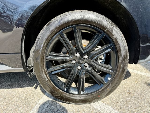Used 2022 Ford Edge ST-Line AWD/4WD image 28