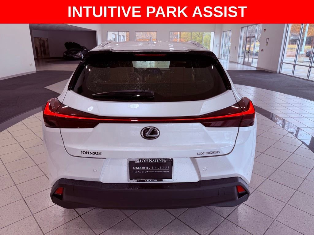 Certified 2025 Lexus UX 300h 300h DIGITAL KEY/CARPLAY/UNLIM image 6