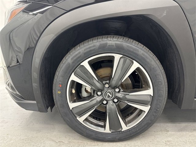 Used 2022 Lexus UX 200 image 10
