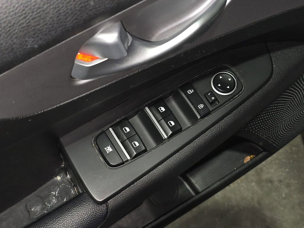 Used 2023 Kia Forte LXS image 18