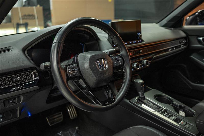 Used 2023 Honda Civic Sport image 9