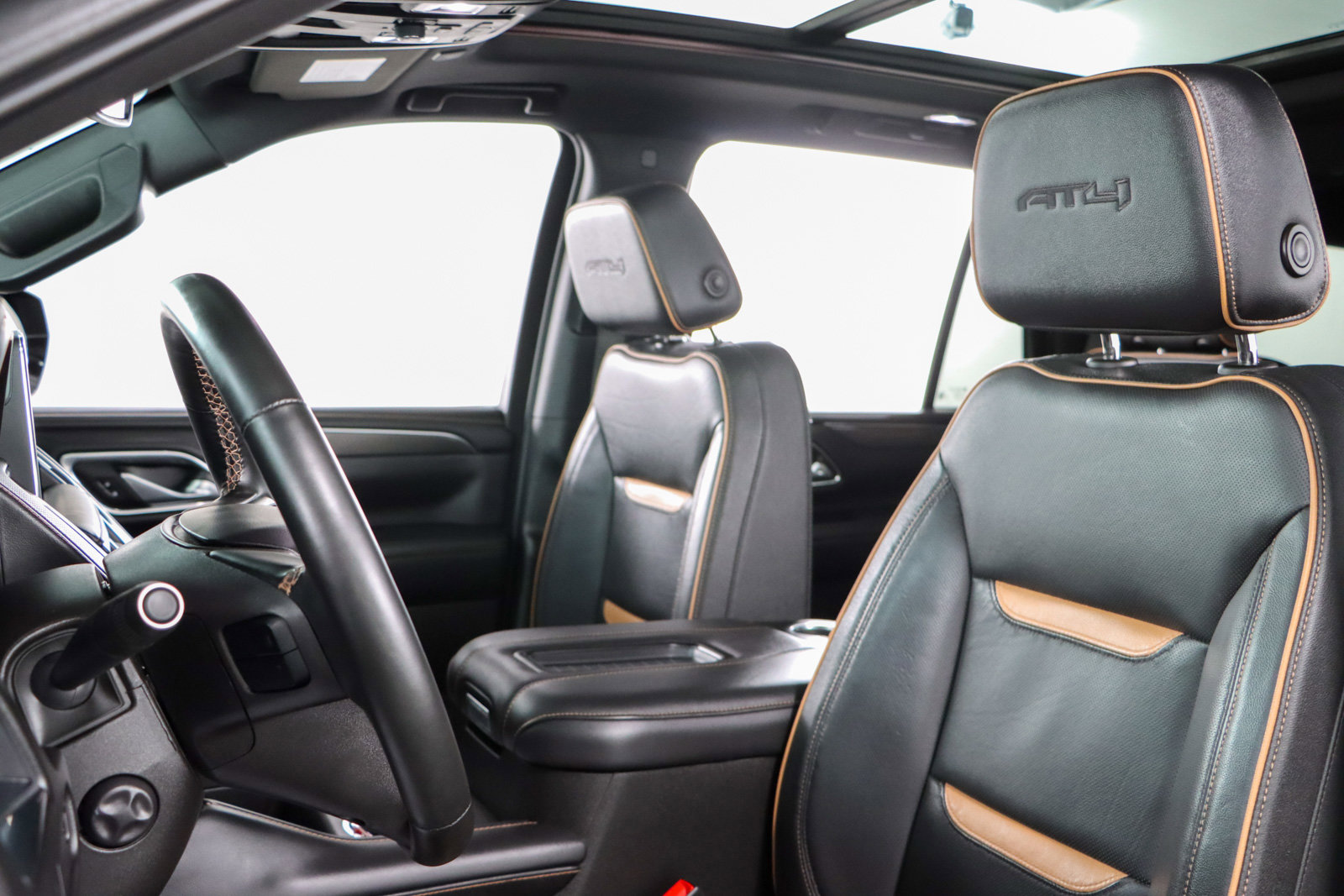 Used 2024 GMC Yukon AT4 w/ Max Trailering Package image 27