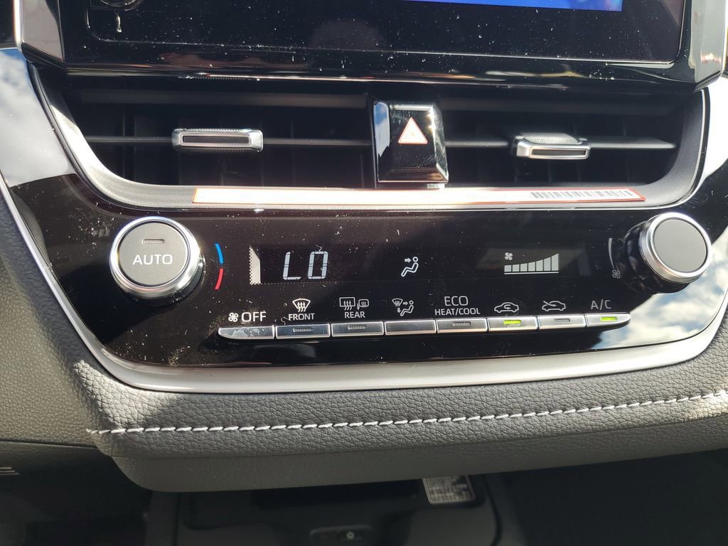 New 2026 Toyota Corolla SE FWD image 19