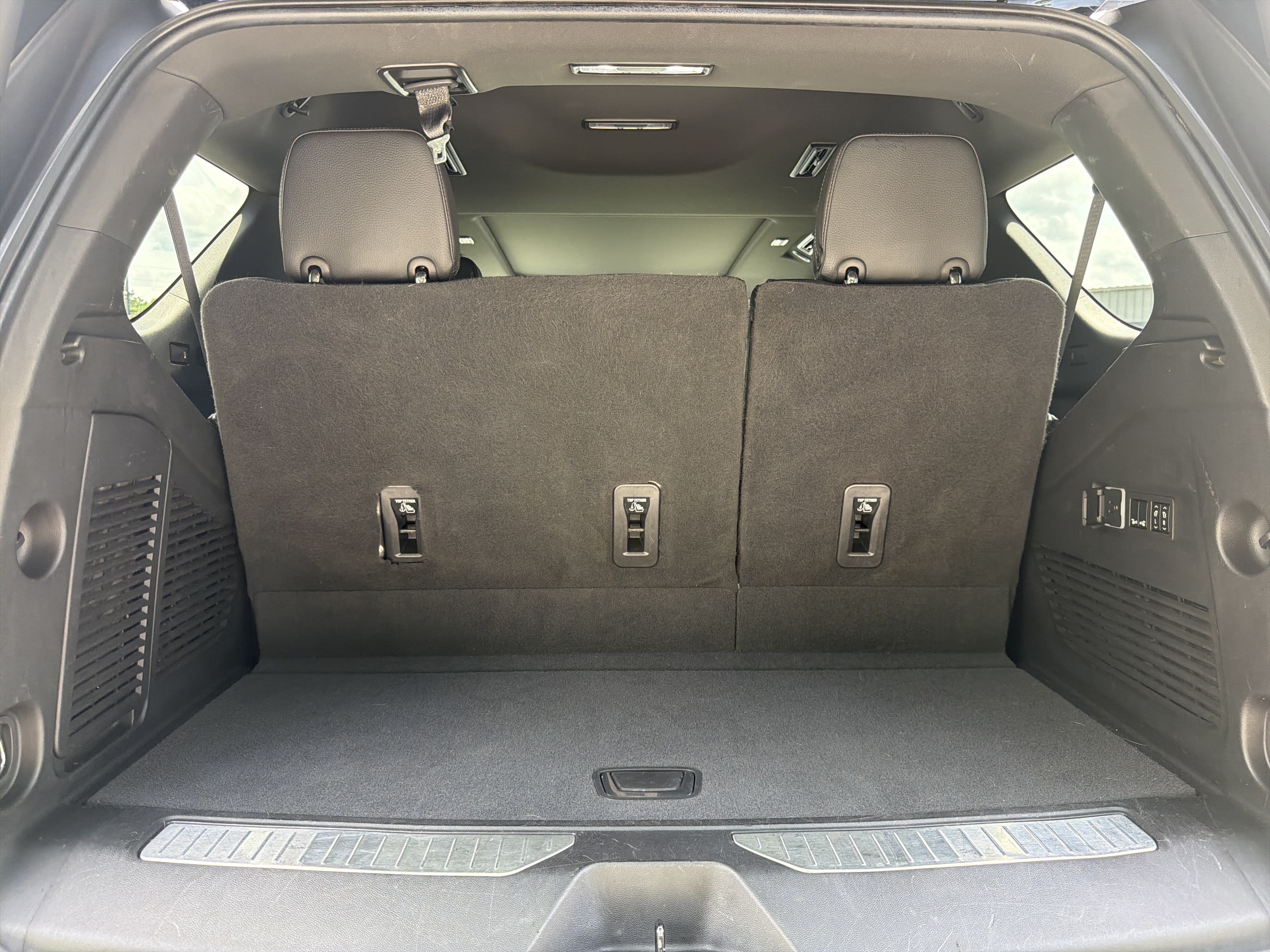 Used 2023 GMC Yukon Denali w/ Denali Reserve Package AWD/4WD image 20
