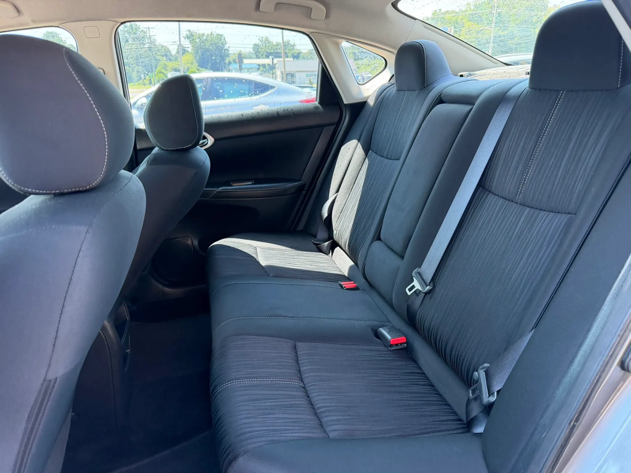 Used 2017 Nissan Sentra SV FWD image 12