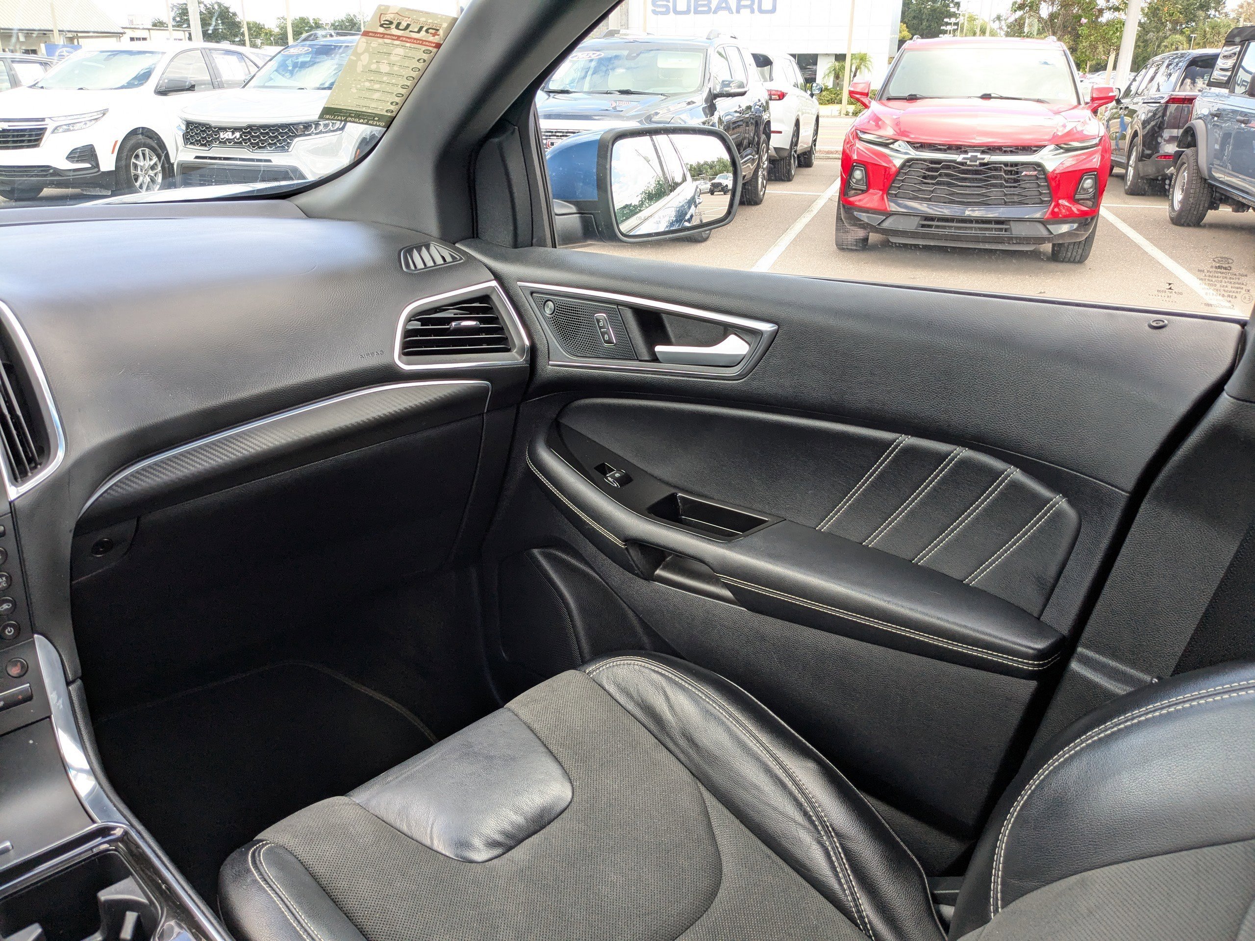 Used 2019 Ford Edge ST w/ Convenience Package image 18