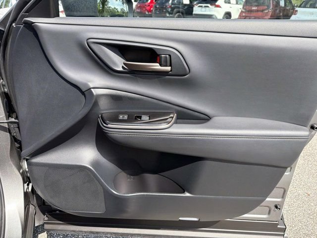 Certified 2025 Toyota Crown AWD/4WD image 15