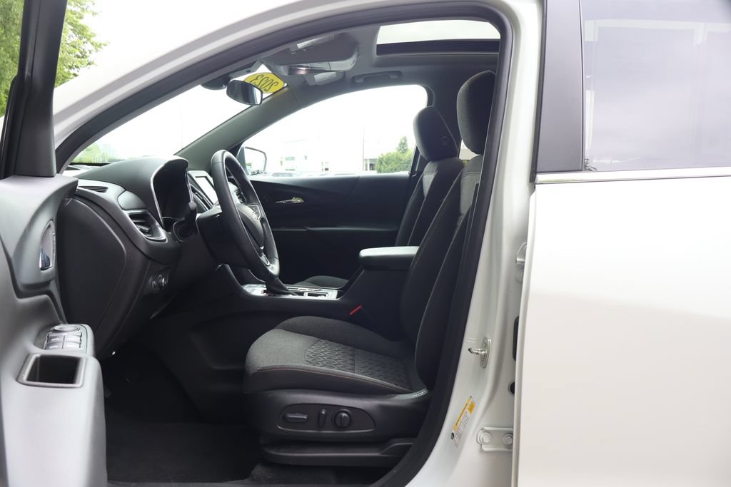 Used 2023 Chevrolet Equinox LT AWD/4WD image 34