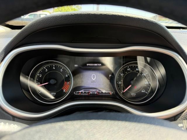Used 2014 Jeep Cherokee Limited w/ Luxury Group AWD/4WD image 14