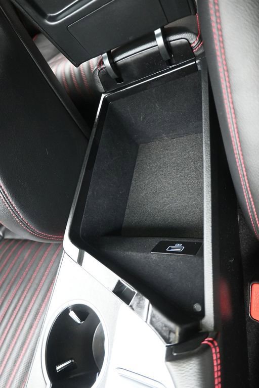 Used 2023 Genesis G70 2.0T w/ Sport Prestige Package AWD/4WD image 25