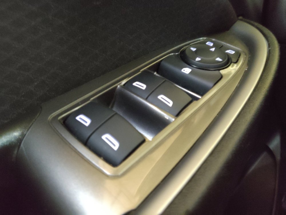 Used 2023 Chevrolet Malibu LS FWD image 27