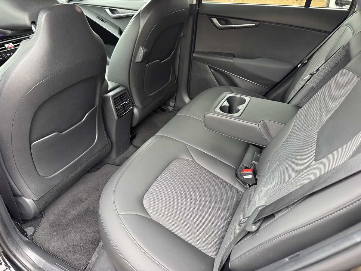 Used 2023 Kia Niro Wind FWD image 21