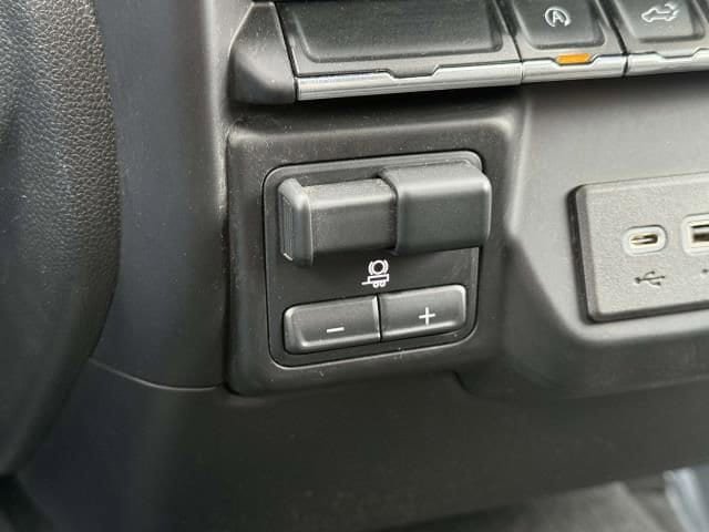 Used 2021 Chevrolet Silverado 1500 RST AWD/4WD image 29