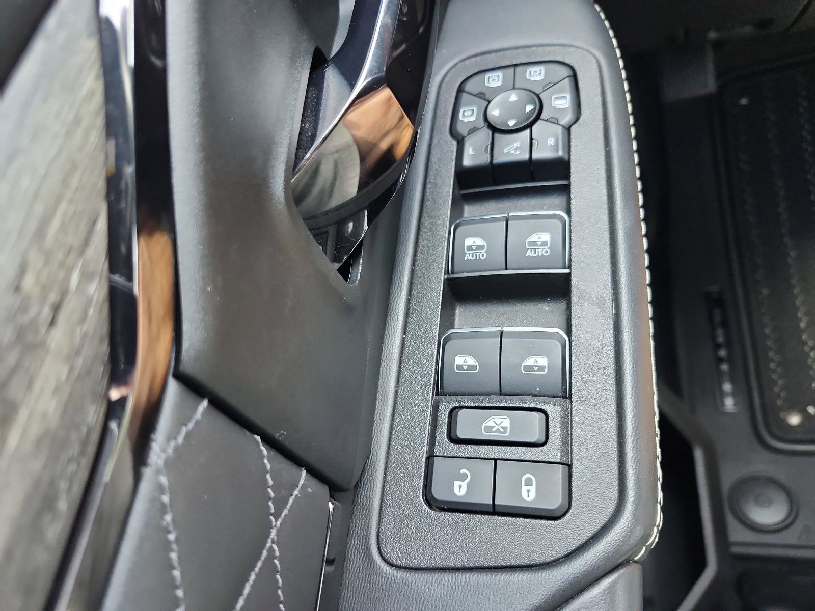 Used 2025 RAM 2500 Limited AWD/4WD image 25