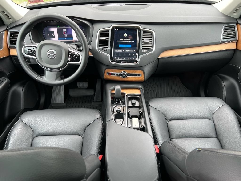 Certified 2025 Volvo XC90 T8 Core w/ Protection Package Premier AWD/4WD image 22
