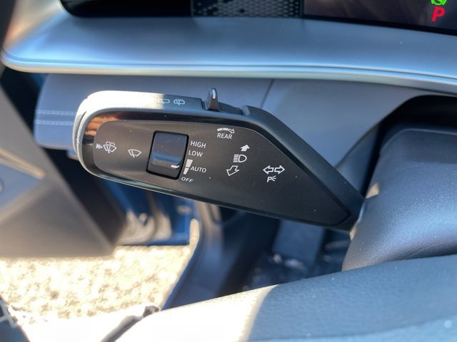 New 2026 Volkswagen Tiguan SE image 18