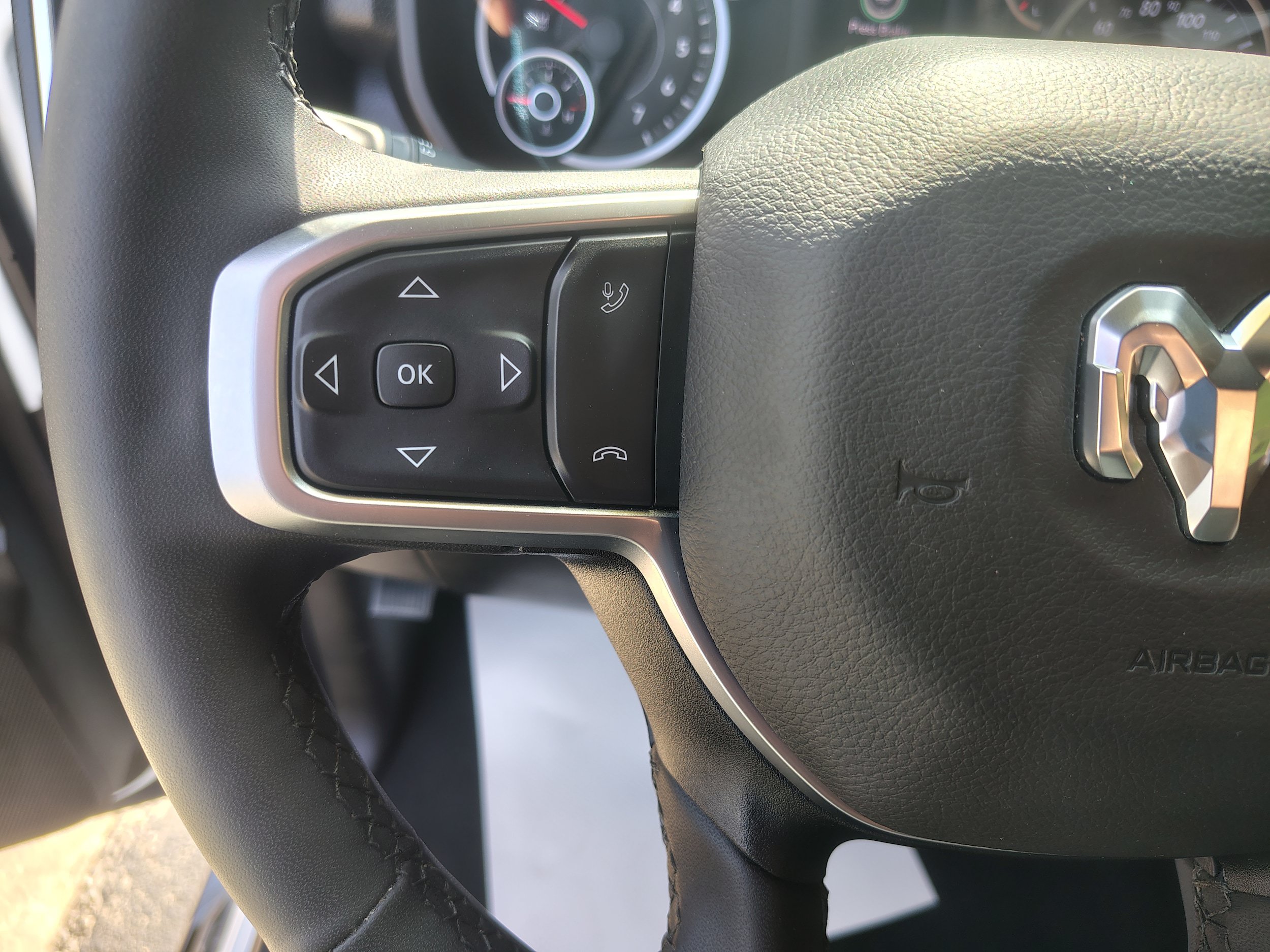 Certified 2025 RAM 2500 Big Horn AWD/4WD image 27