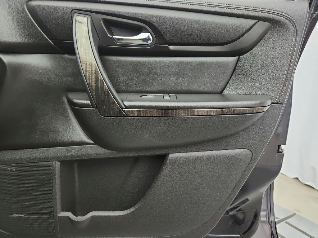 Used 2015 GMC Acadia SLT AWD/4WD image 30