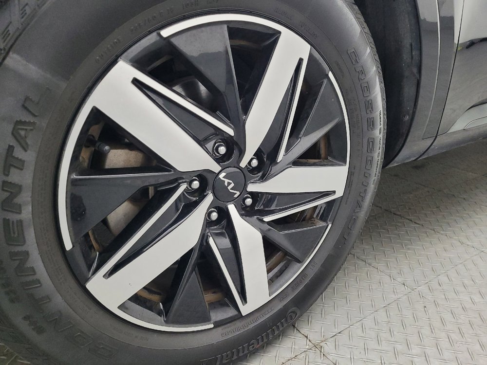 Used 2023 Kia Sorento EX image 31