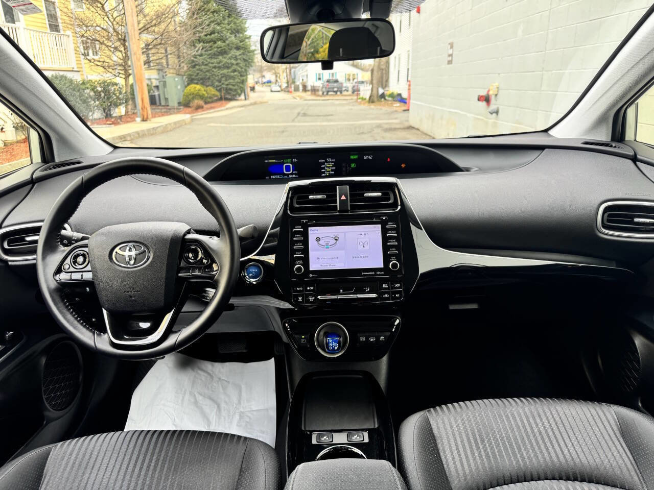 Used 2020 Toyota Prius Prime LE FWD image 27