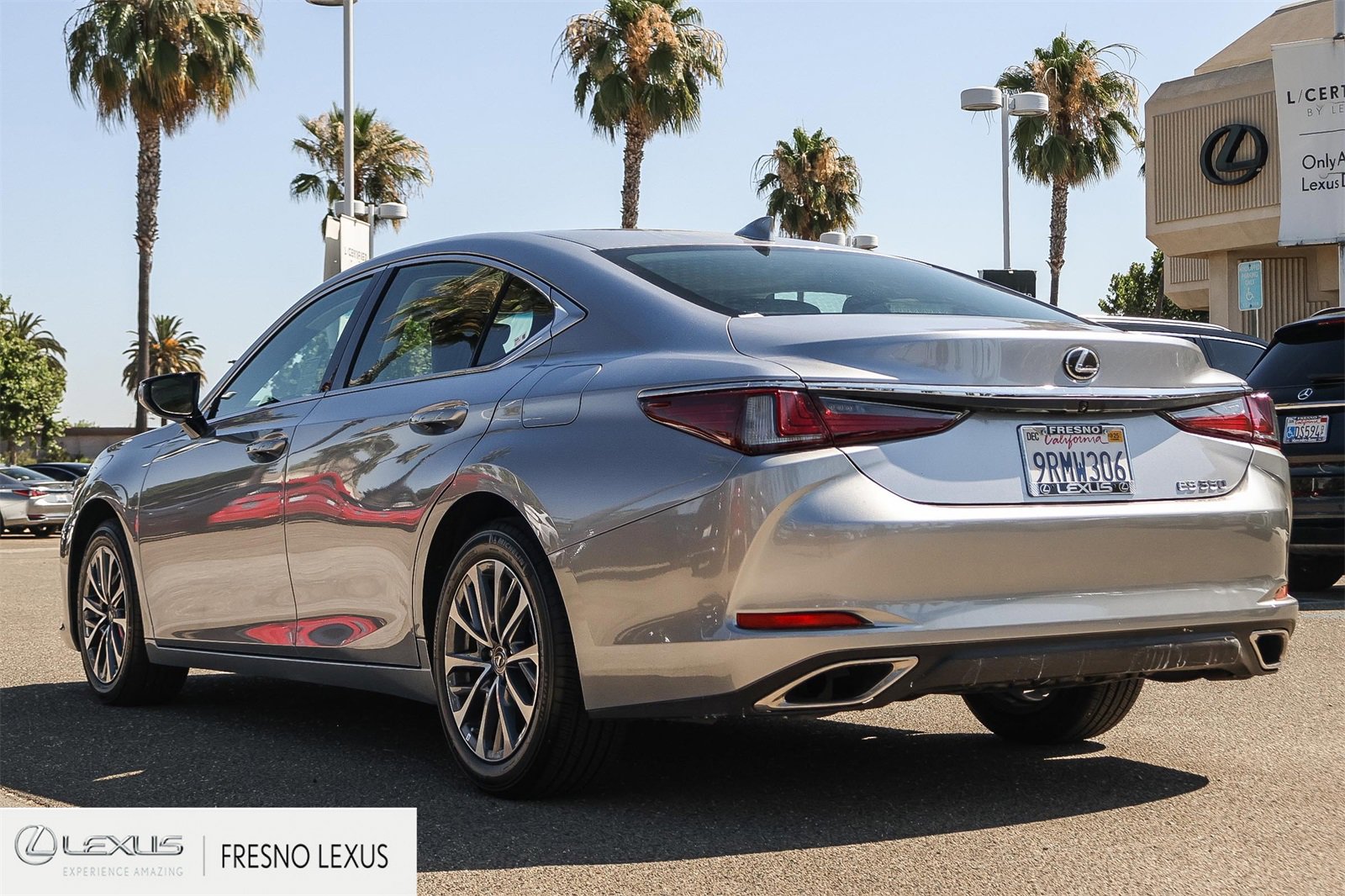 Certified 2025 Lexus ES 350 image 4