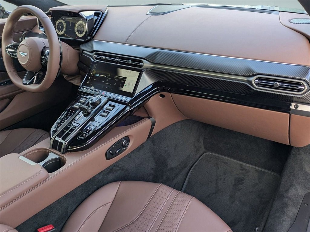 New 2026 Aston Martin V8 Vantage Coupe image 5
