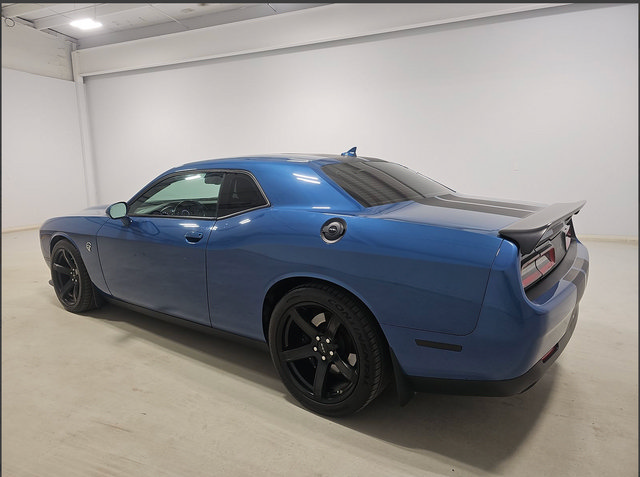 Used 2021 Dodge Challenger SRT Hellcat w/ Plus Package RWD image 20