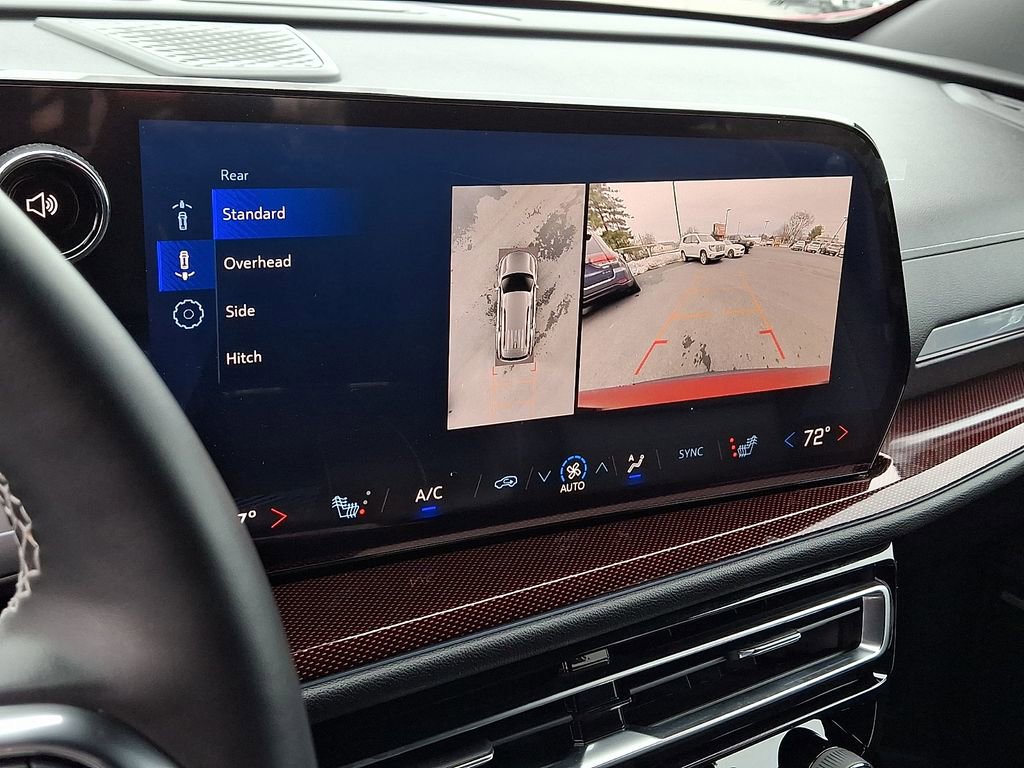 Used 2024 Chevrolet Traverse Z71 w/ Enhanced Driving Package image 18