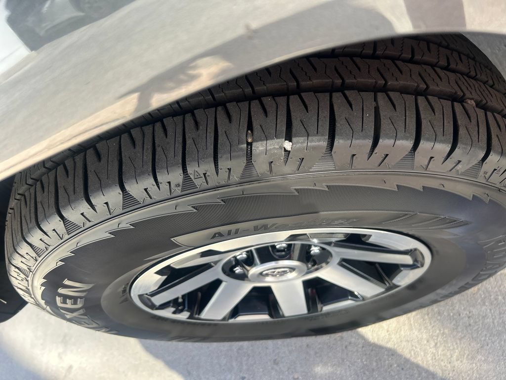 Certified 2020 Toyota 4Runner TRD Off-Road AWD/4WD image 25