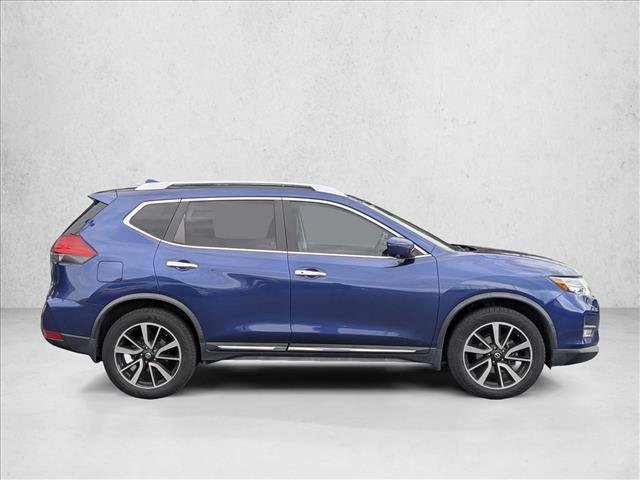 Used 2017 Nissan Rogue SL w/ SL Premium Package image 4