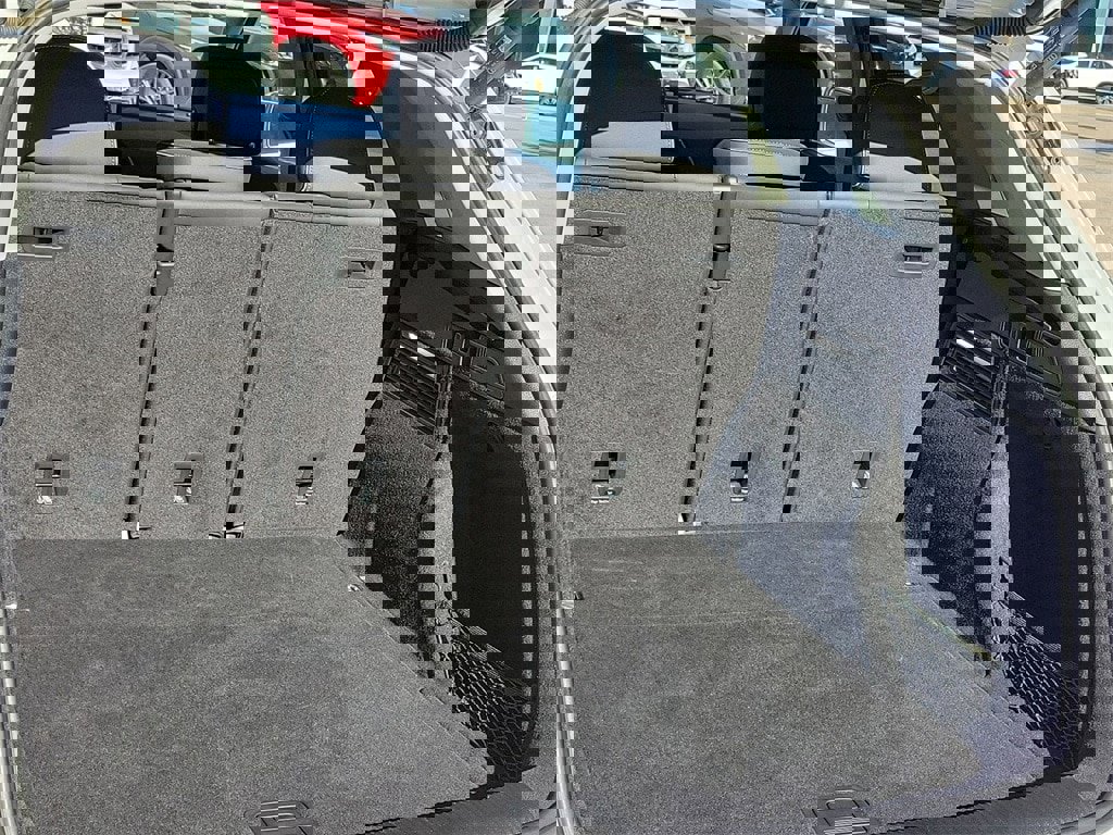 Used 2025 Audi Q5 2.0T Premium Plus w/ Premium Plus Package image 12