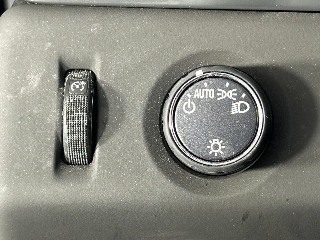 Used 2018 Chevrolet Tahoe LT RWD image 30