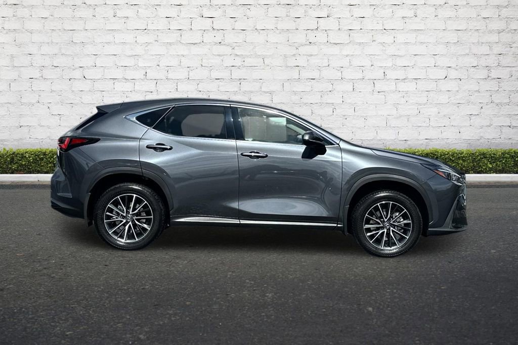 Used 2025 Lexus NX 350h AWD w/ Accessory Package (2T) image 3