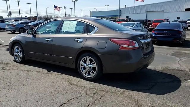 Used 2013 Nissan Altima 2.5 SV w/ 2.5SV Convenience Pkg image 6