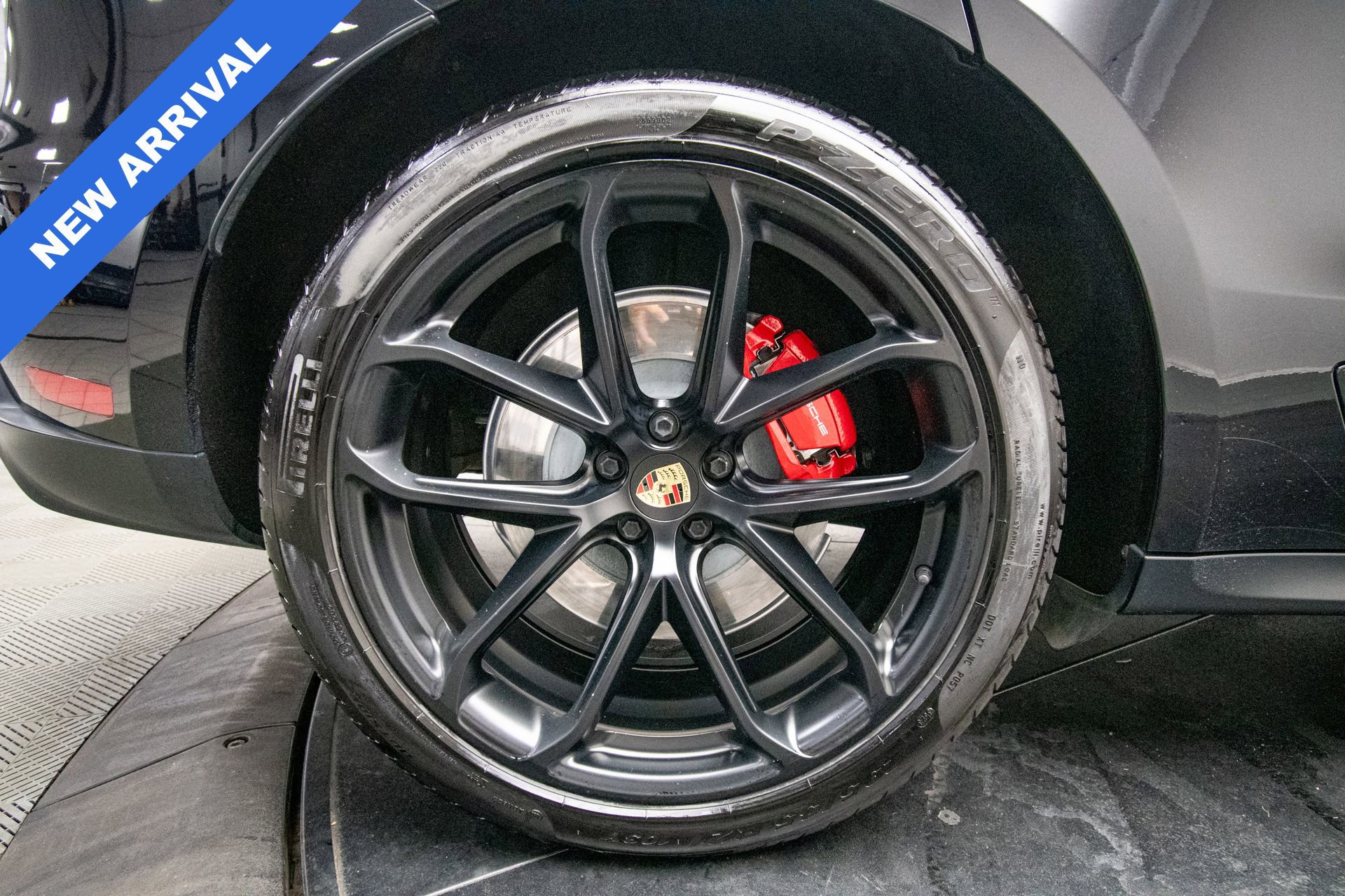 Used 2023 Porsche Macan GTS w/ GTS Sport Package AWD/4WD image 46