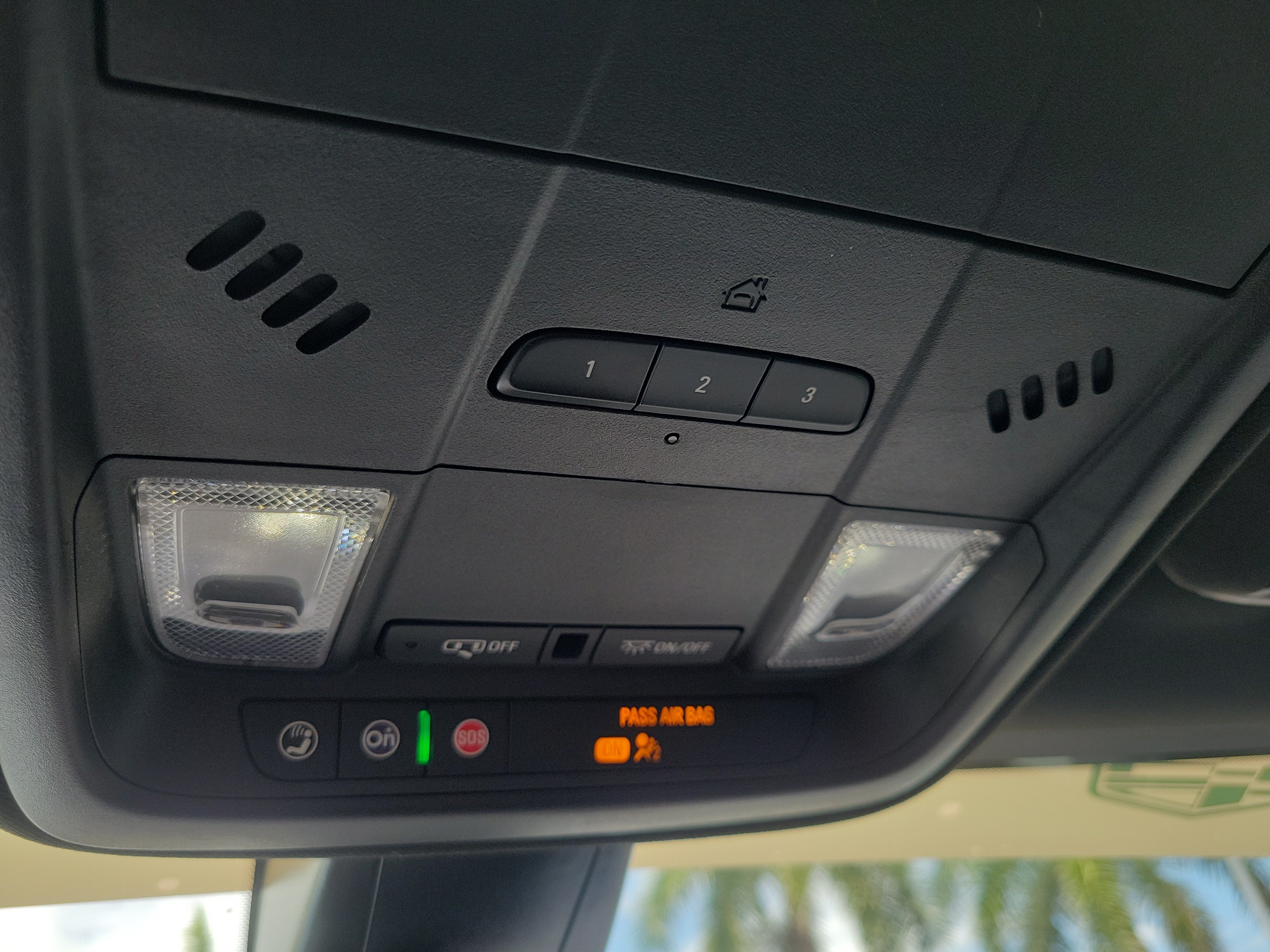 Certified 2024 Cadillac XT5 Luxury w/ LPO, Floor Liner Package FWD image 19