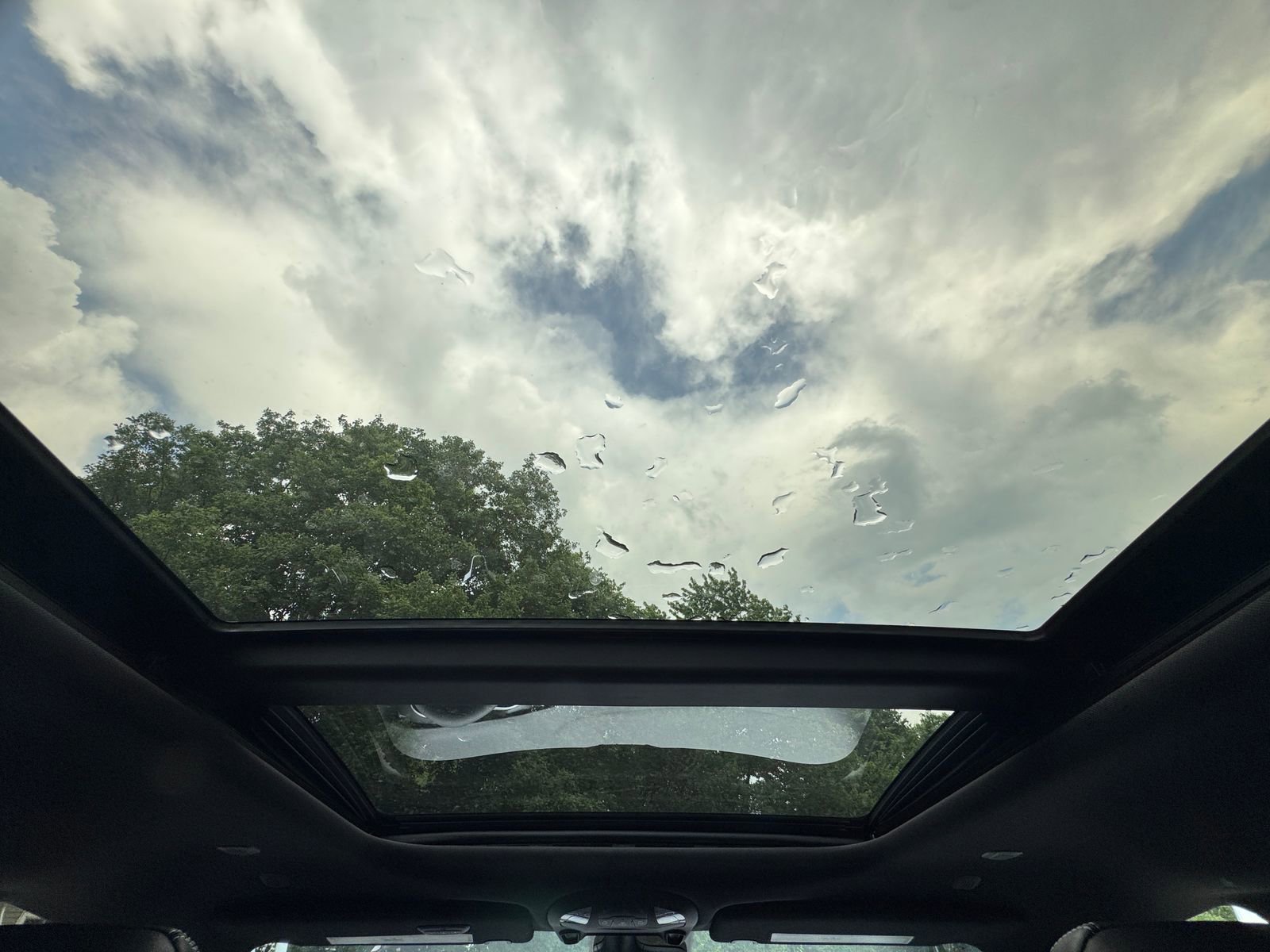 New 2025 Chrysler Pacifica Select w/ Uconnect Theater Family Group image 33