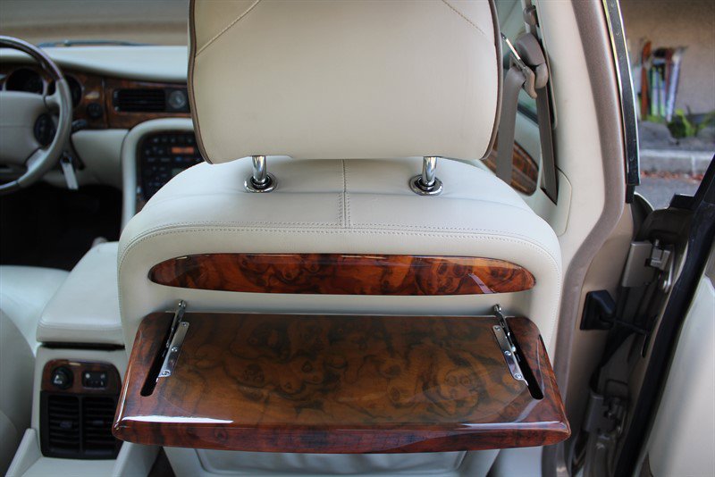Used 2001 Jaguar XJ RWD image 29
