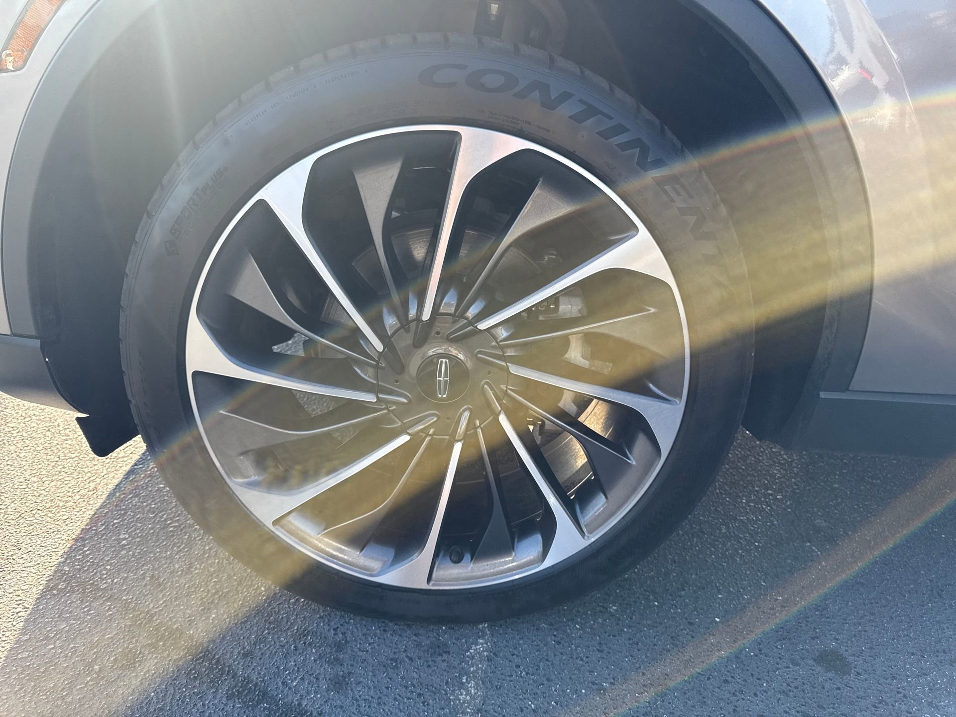 Used 2021 Lincoln Aviator Reserve w/ Equipment Group 202A image 29