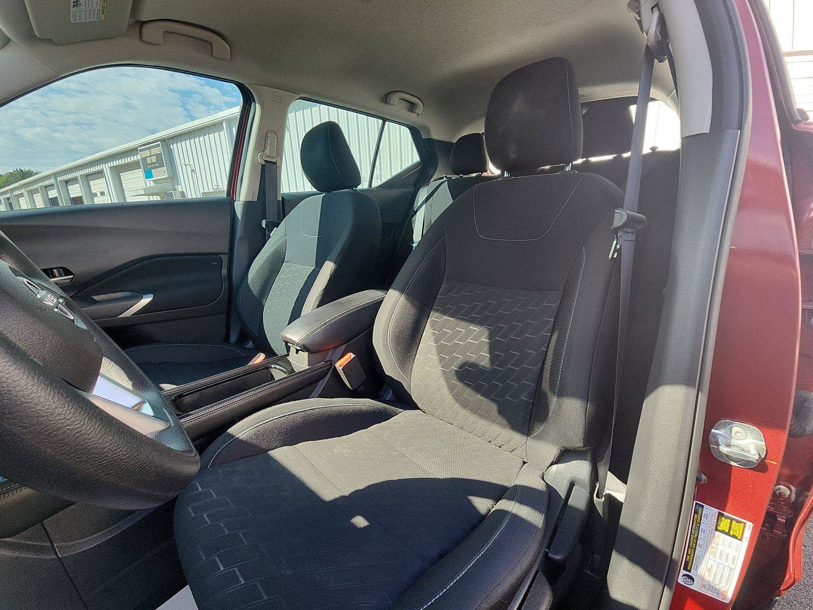 Used 2024 Nissan Kicks SV FWD image 21