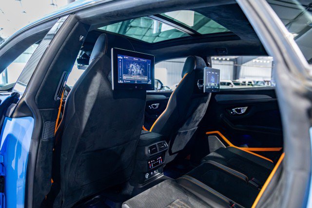 Used 2024 Lamborghini Urus Performante AWD/4WD image 51