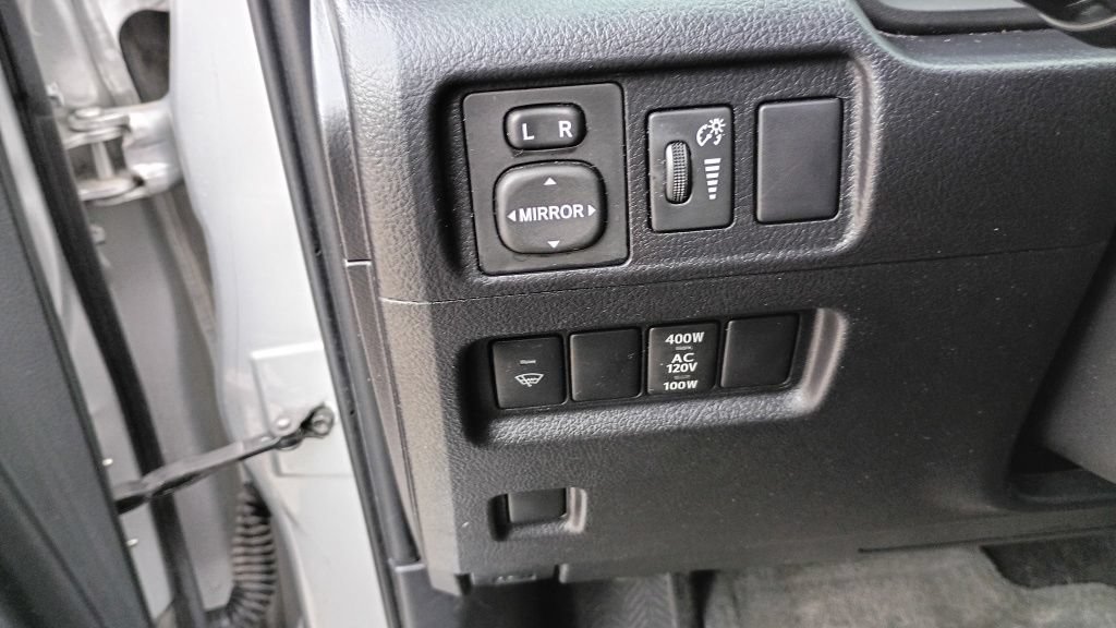 Used 2015 Toyota 4Runner SR5 RWD image 21